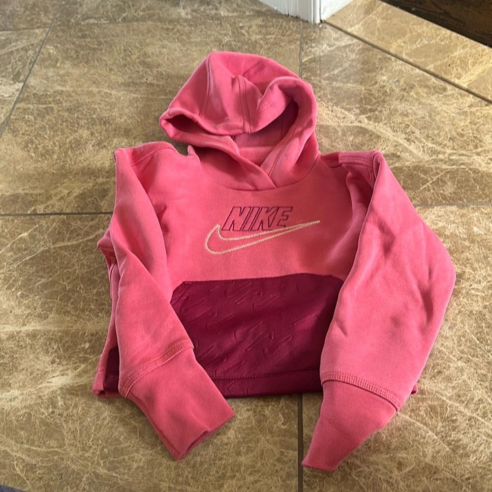 Nike girls xs sweatshirt